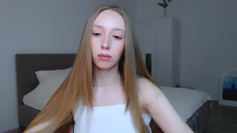Snapshot of luna_insanity chatting on February 24, 7:52 pm Luna online show from February 24, 7:52 pm