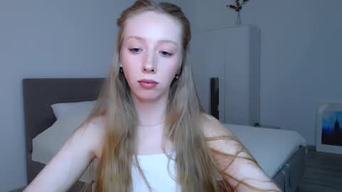 Snapshot of luna_insanity chatting on February 20, 8:03 pm Luna online show from February 20, 8:03 pm