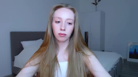 Snapshot of luna_insanity chatting on February 16, 7:49 pm Luna online show from February 16, 7:49 pm
