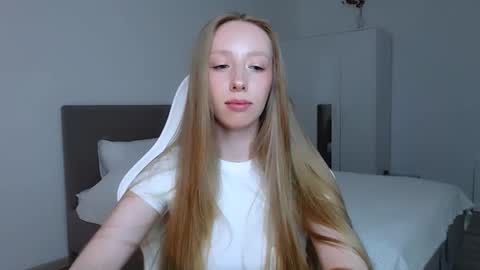 Snapshot of luna_insanity chatting on September 11, 8:10 pm Luna online show from September 11, 8:10 pm