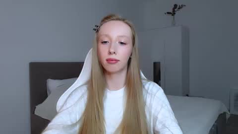 Snapshot of luna_insanity chatting on September 14, 7:59 pm Luna online show from September 14, 7:59 pm