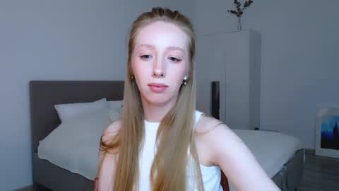 Snapshot of luna_insanity chatting on February 15, 7:50 pm Luna online show from February 15, 7:50 pm