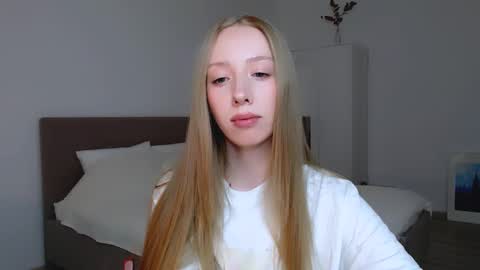 Snapshot of luna_insanity chatting on February 12, 7:56 pm Luna online show from February 12, 7:56 pm