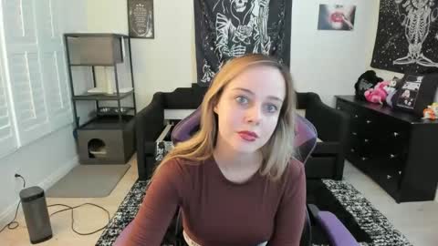 Luna online show from January 8, 5:41 pm