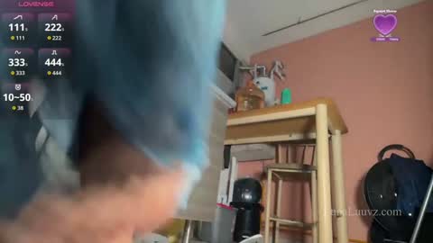 Luna Luuvz online show from November 15, 4:36 am