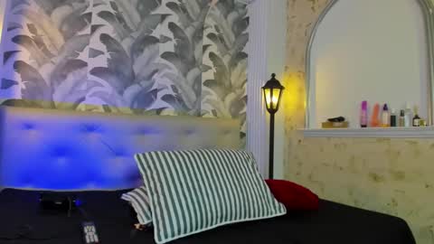Snapshot of luna_morgan_ chatting on February 13, 3:50 am Luna Morgan online show from February 13, 3:50 am