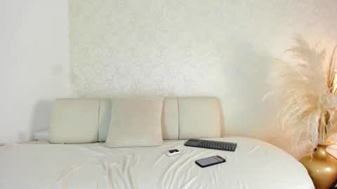 Luna online show from February 16, 9:24 pm