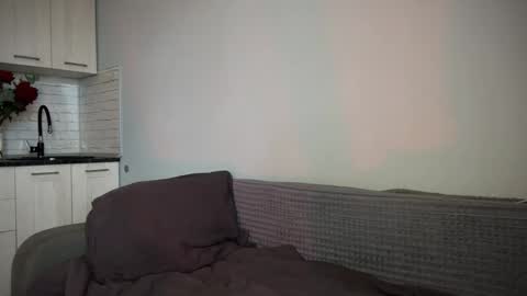 Snapshot of luna_raee chatting on October 1, 7:07 am luna_raee online show from October 1, 7:07 am