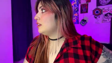 luna_rayy online show from October 12, 5:44 am