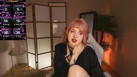 Snapshot of luna_son chatting on October 16, 9:35 pm Luna online show from October 16, 9:35 pm
