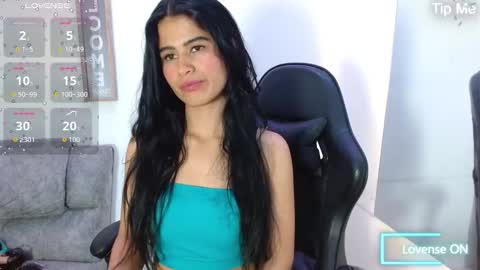 luna_starr69 online show from October 25, 2:06 pm