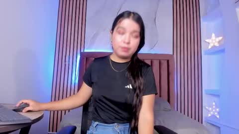 Snapshot of luna_sweeett_ chatting on October 16, 1:00 pm Luna online show from October 16, 1:00 pm