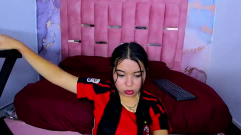 Snapshot of luna_sweeett_ chatting on January 25, 3:30 pm Luna online show from January 25, 3:30 pm