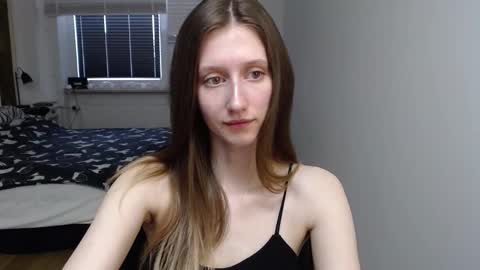 L U N A  online show from March 11, 7:11 am