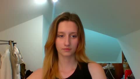 L U N A  online show from December 27, 2:54 pm