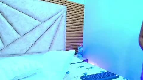 Lunaa rossee  online show from May 22, 9:54 pm