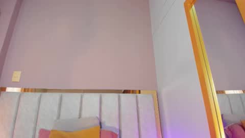 Luna Aspen online show from October 22, 6:42 pm