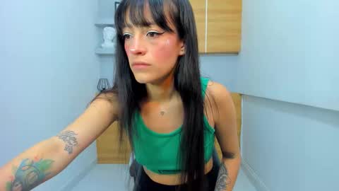Snapshot of lunabella55 chatting on October 11, 11:37 am LunaBella55 online show from October 11, 11:37 am