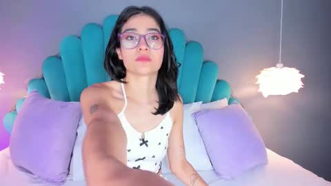 Luna  online show from September 17, 5:49 pm