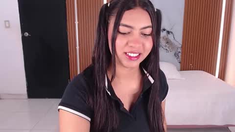 Snapshot of lunagomez25_ chatting on October 10, 12:11 pm Luna online show from October 10, 12:11 pm