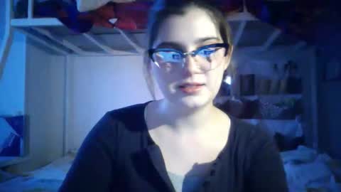 Snapshot of lunamoody chatting on September 26, 2:36 pm lunamoody online show from September 26, 2:36 pm