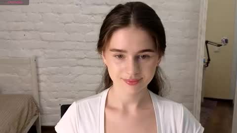 Snapshot of lunaolivia_ chatting on September 21, 12:53 pm lunaolivia_ online show from September 21, 12:53 pm