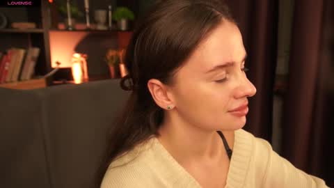 Snapshot of lunaolivia_ chatting on October 10, 1:17 pm lunaolivia_ online show from October 10, 1:17 pm