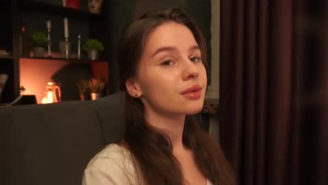 Snapshot of lunaolivia_ chatting on October 2, 2:05 pm lunaolivia_ online show from October 2, 2:05 pm
