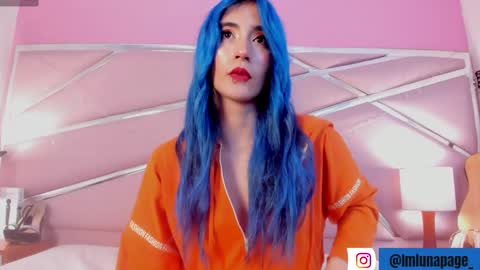 Luna Page online show from February 12, 2:10 pm