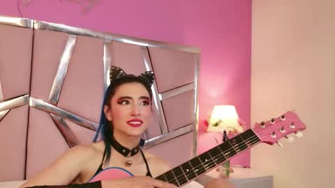 Luna Page online show from October 8, 10:27 pm