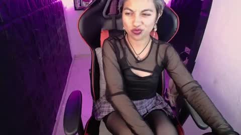 lunarichy online show from February 13, 9:18 pm