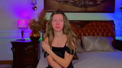 Luna Rishi online show from November 24, 6:12 am