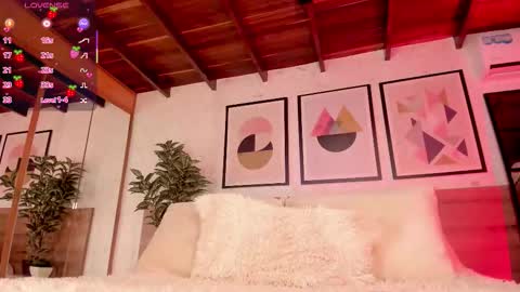 Luna Ruso  online show from February 12, 8:12 pm