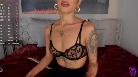 Luna Ruso  online show from March 2, 7:56 pm