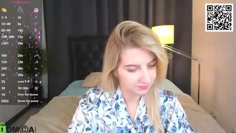 LunasShine online show from February 25, 4:16 am