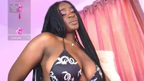 Snapshot of lunastar555 chatting on October 7, 7:21 pm LunaStar  online show from October 7, 7:21 pm