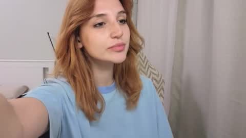 Snapshot of lunatale chatting on September 29, 4:17 pm Kate online show from September 29, 4:17 pm