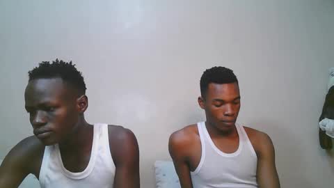 luoislove online show from February 24, 12:52 pm