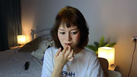 luomay online show from December 3, 10:45 am