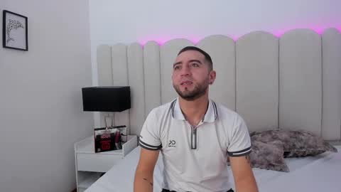 Lushian And Luna online show from January 16, 2:48 pm