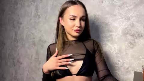 Mira online show from October 12, 8:54 pm