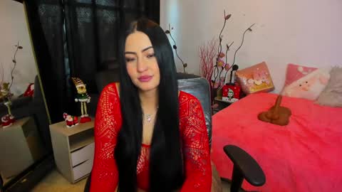 Snapshot of lustful__babe chatting on December 20, 11:43 am lustful__babe online show from December 20, 11:43 am