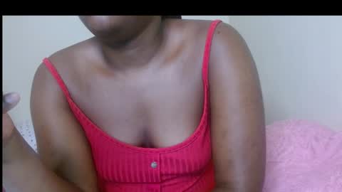 lustrous-choco online show from February 3, 6:45 pm