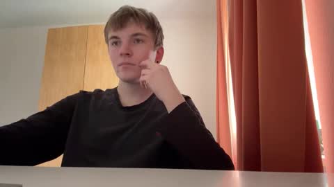 Nik online show from October 25, 9:19 am