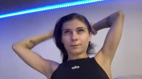 luvkoko online show from October 21, 6:18 am