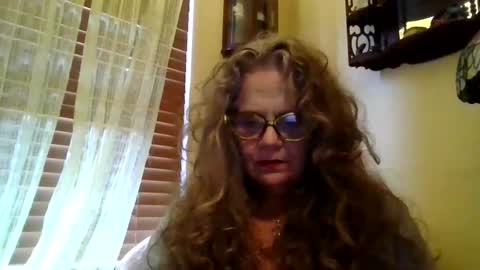 LuvMeDestinee online show from September 16, 1:57 pm