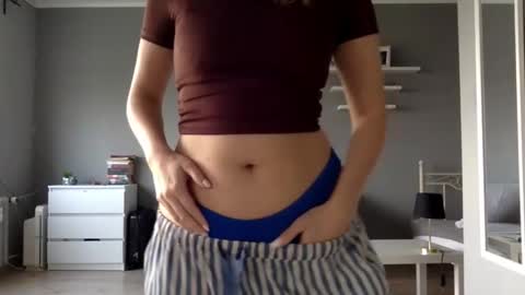 Millie online show from September 27, 3:32 pm