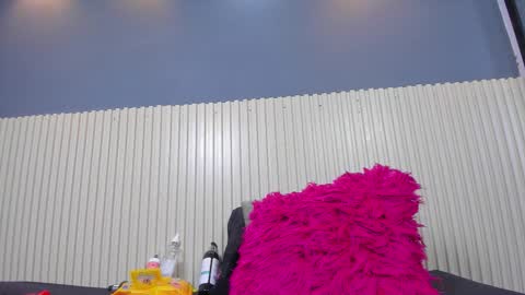 Snapshot of luxemilf chatting on September 22, 11:47 am Luxe3 online show from September 22, 11:47 am