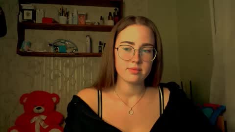 Katie online show from March 15, 9:18 pm