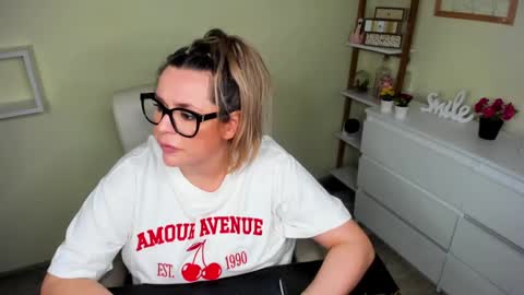 Diana online show from February 20, 10:05 am